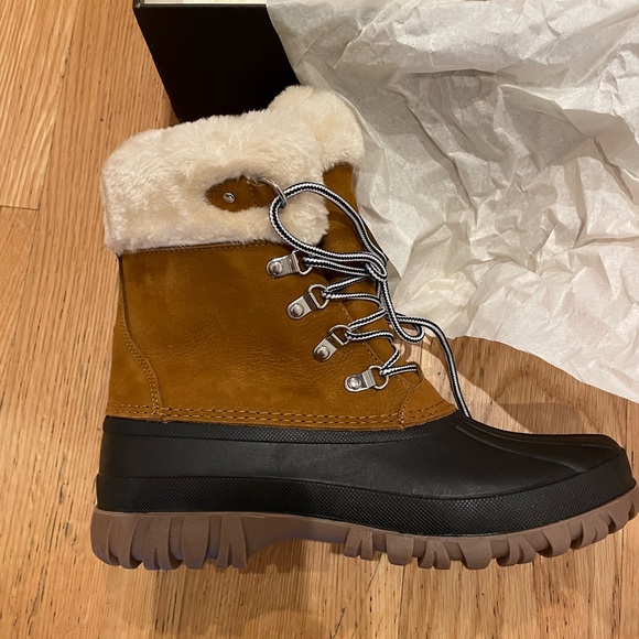 J.Crew “The Perfect Winter Boot” with sherpa lining - Picture 5 of 6